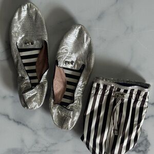 Henri Bendel Sole Ambition Loafer NWOT